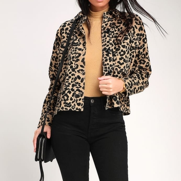 Lulus Jackets & Blazers - Lulus Fashionably Fierce Beige Leopard Print Denim Jean Jacket Size Small